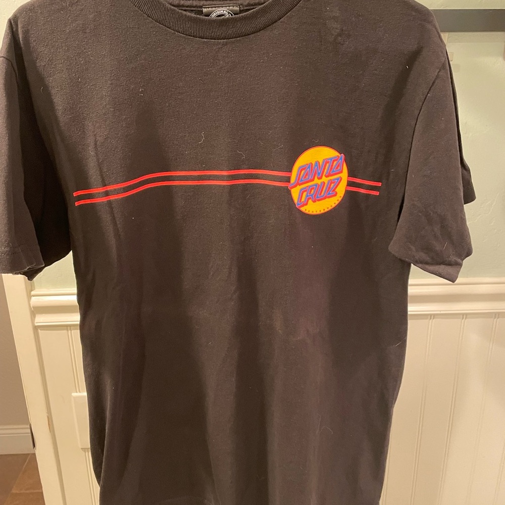 santa cruz skateboards black t shirt